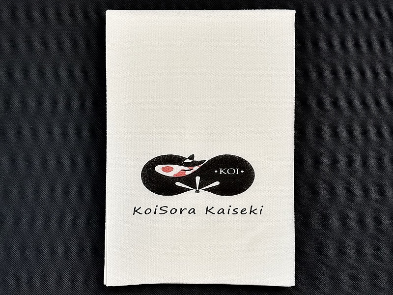 Airlaid Napkins vs Tuala Biasa: Apa yang paling sesuai untuk Kesyukuran?