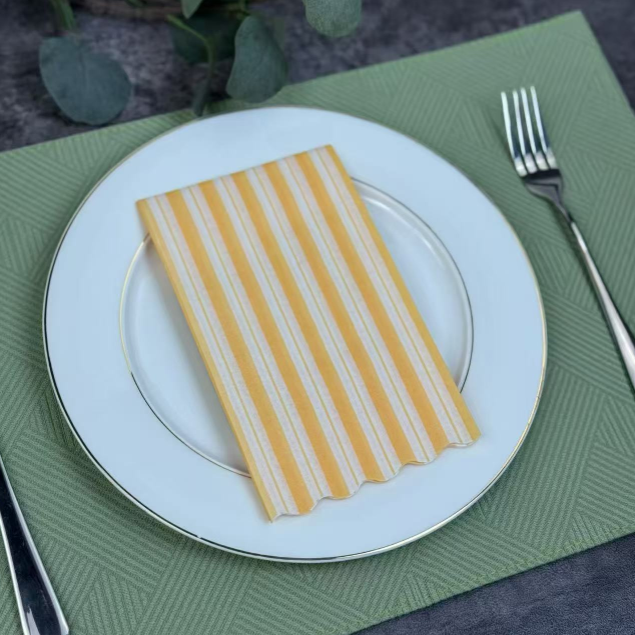 Napkin Airlaid Berbentuk Wave Die-cut untuk Kutleri Napkin Airlaid Berbentuk Wave Die-cut untuk Kutleri