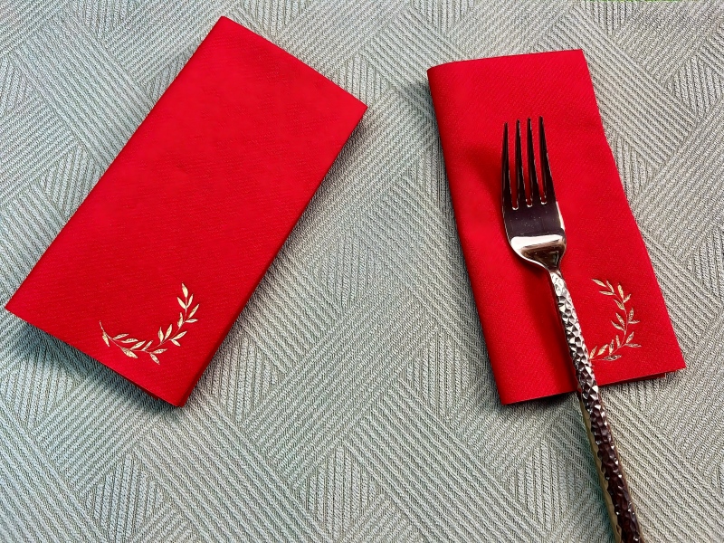 Bagaimanakah Napkin Airlaid Dihasilkan dan Apa yang Membuatkannya Unik?